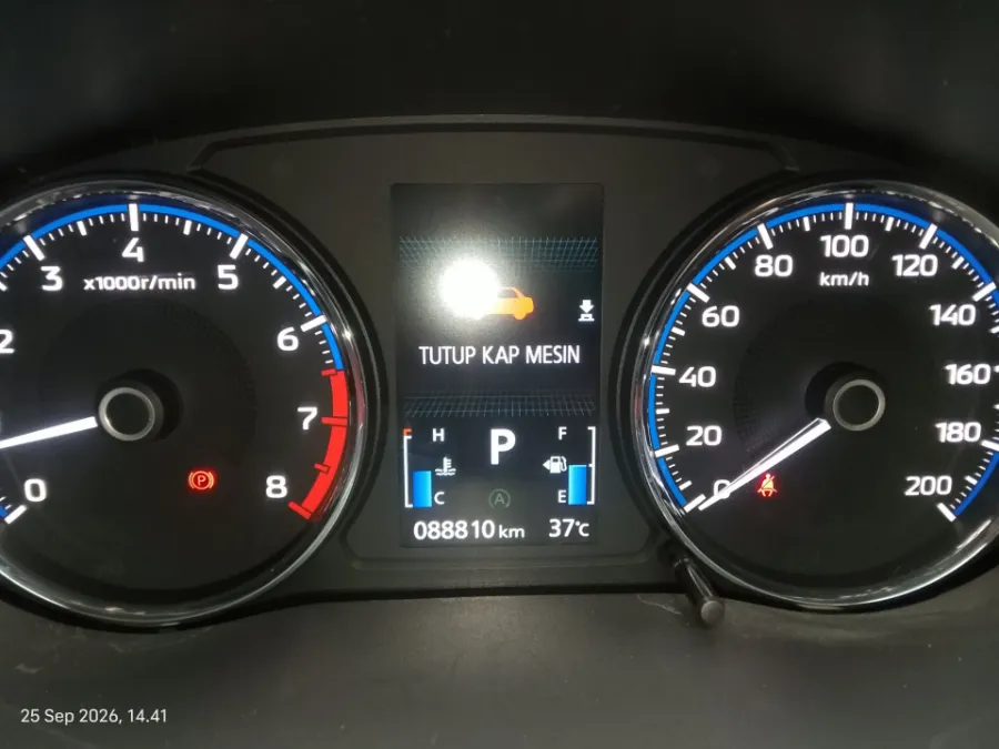 Foto Mobil Bekas Odometer Mitsubishi Xpander 1.5 Ultimate tahun 2021