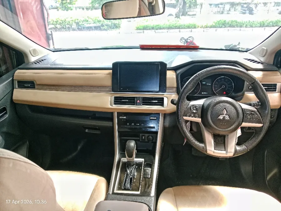 Foto Mobil Bekas Dashboard Mitsubishi Xpander 1.5 Ultimate tahun 2022