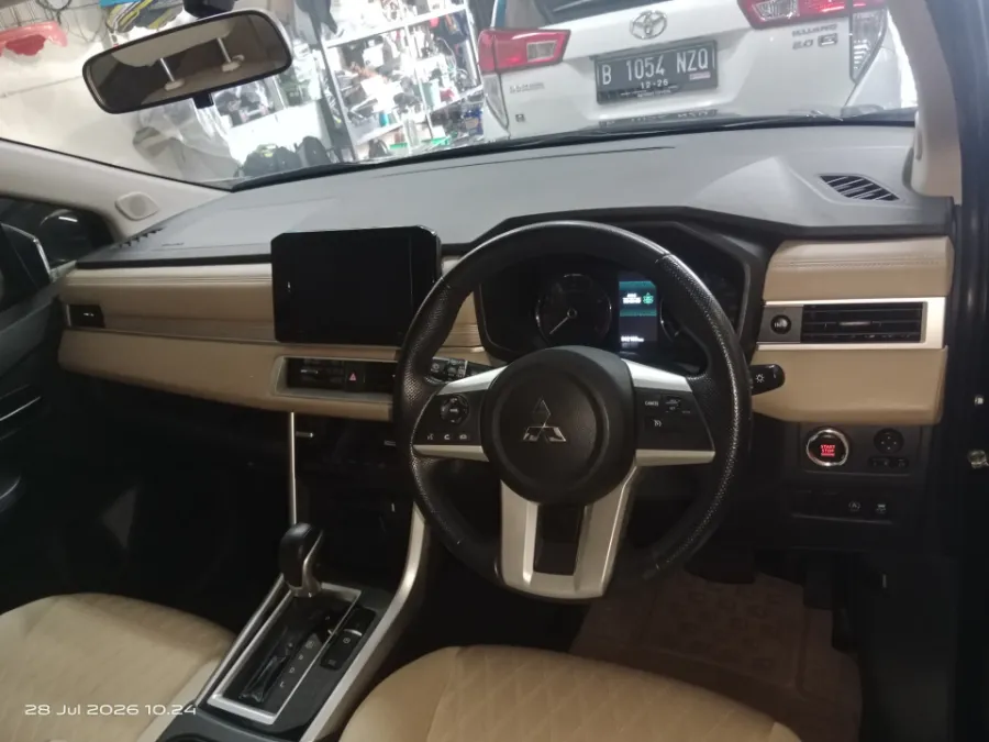 Foto Mobil Bekas Dashboard Mitsubishi Xpander 1.5 Ultimate tahun 2022