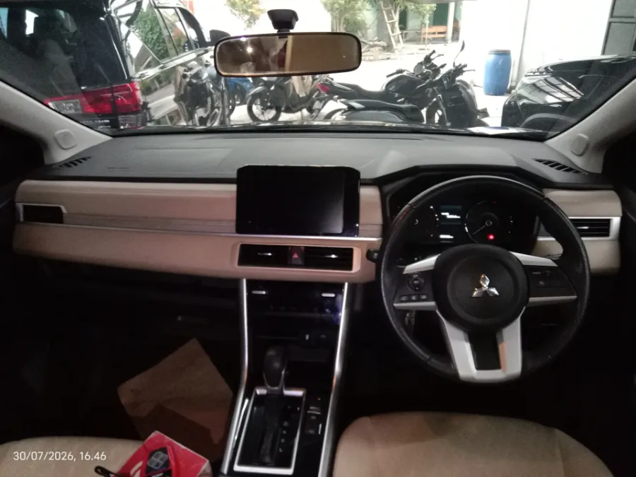 Foto Mobil Bekas Dashboard Mitsubishi Xpander 1.5 Ultimate tahun 2022