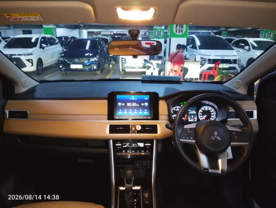 Foto Mobil Bekas Dashboard Mitsubishi Xpander 1.5 Ultimate tahun 2022