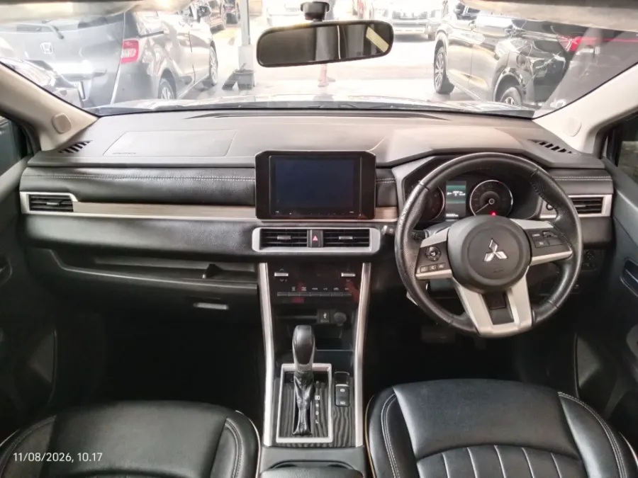 Foto Mobil Bekas Dashboard Mitsubishi Xpander 1.5 Ultimate tahun 2022