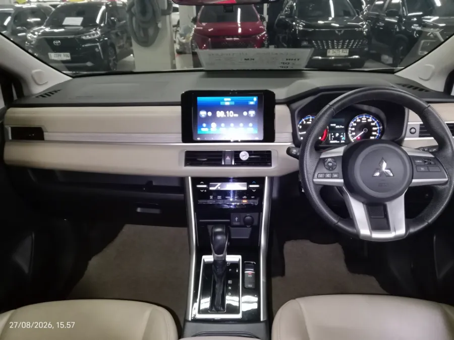 Foto Mobil Bekas Dashboard Mitsubishi Xpander 1.5 Ultimate tahun 2022