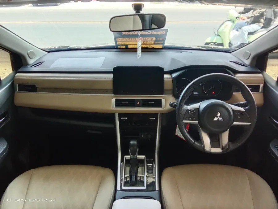 Foto Mobil Bekas Dashboard Mitsubishi Xpander 1.5 Ultimate tahun 2022