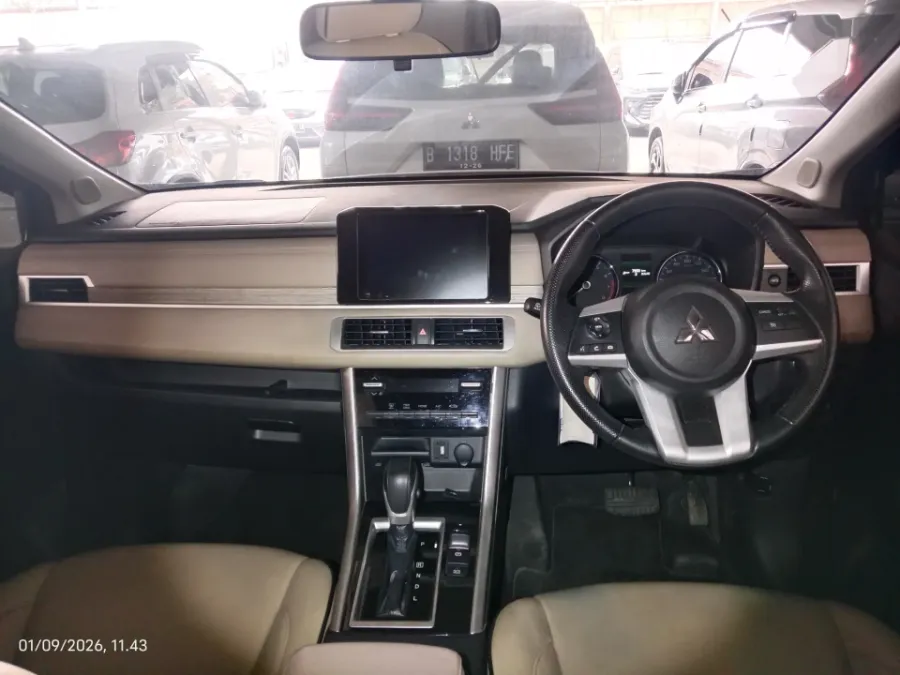 Foto Mobil Bekas Dashboard Mitsubishi Xpander 1.5 Ultimate tahun 2022
