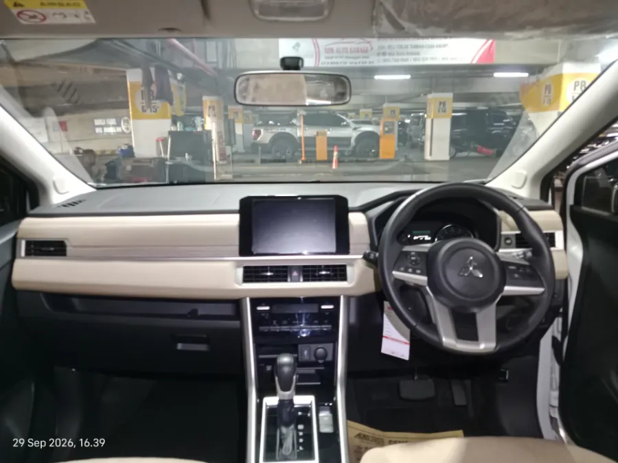 Foto Mobil Bekas Dashboard Mitsubishi Xpander 1.5 Ultimate tahun 2022