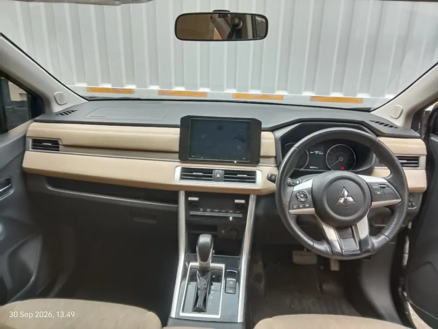 Foto Mobil Bekas Dashboard Mitsubishi Xpander 1.5 Ultimate tahun 2022