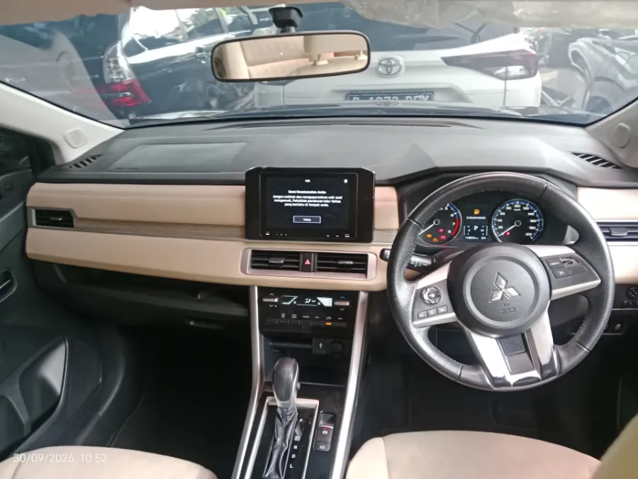 Foto Mobil Bekas Dashboard Mitsubishi Xpander 1.5 Ultimate tahun 2022