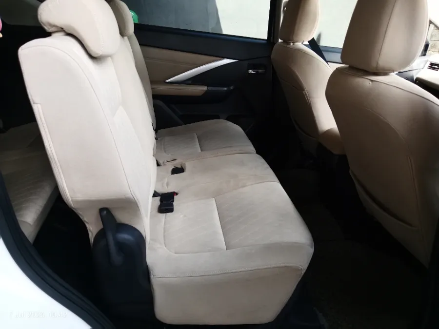 Foto Mobil Bekas Kabin Belakang Mitsubishi Xpander 1.5 Ultimate tahun 2022