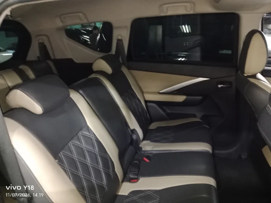 Foto Mobil Bekas Kabin Belakang Mitsubishi Xpander 1.5 Ultimate tahun 2022