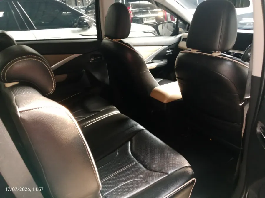 Foto Mobil Bekas Kabin Belakang Mitsubishi Xpander 1.5 Ultimate tahun 2022