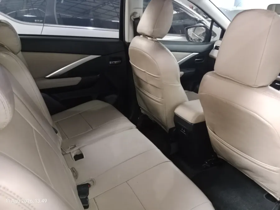 Foto Mobil Bekas Kabin Belakang Mitsubishi Xpander 1.5 Ultimate tahun 2022
