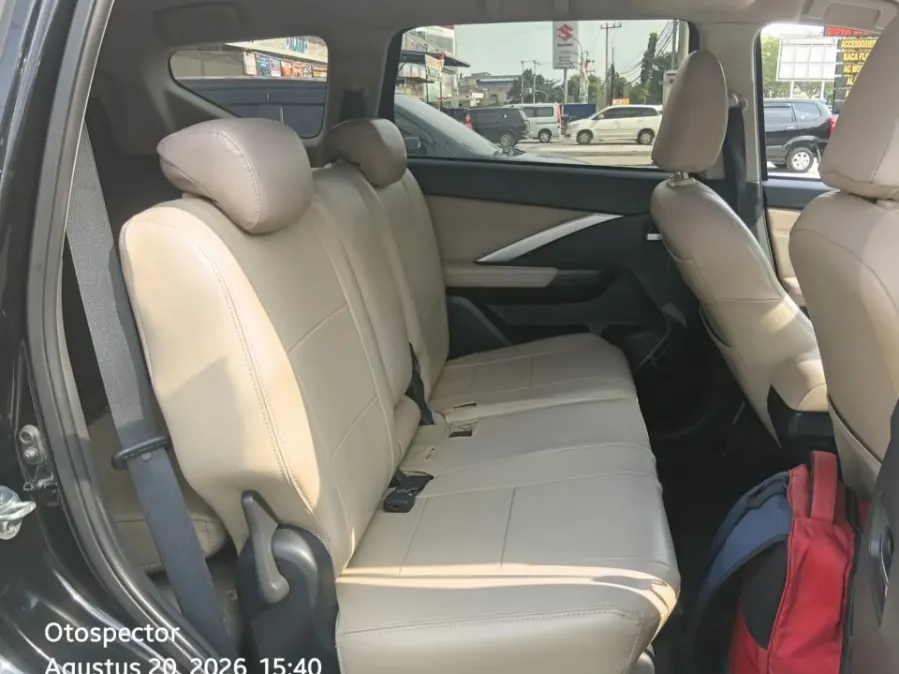 Foto Mobil Bekas Kabin Belakang Mitsubishi Xpander 1.5 Ultimate tahun 2022