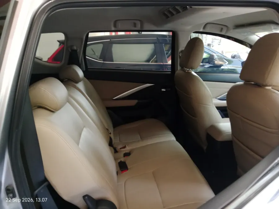 Foto Mobil Bekas Kabin Belakang Mitsubishi Xpander 1.5 Ultimate tahun 2022