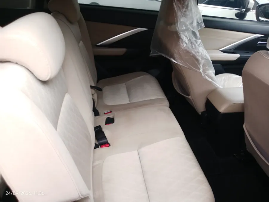 Foto Mobil Bekas Kabin Belakang Mitsubishi Xpander 1.5 Ultimate tahun 2022