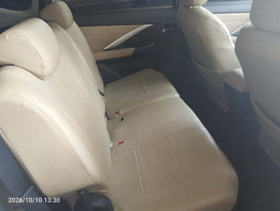 Foto Mobil Bekas Kabin Belakang Mitsubishi Xpander 1.5 Ultimate tahun 2022