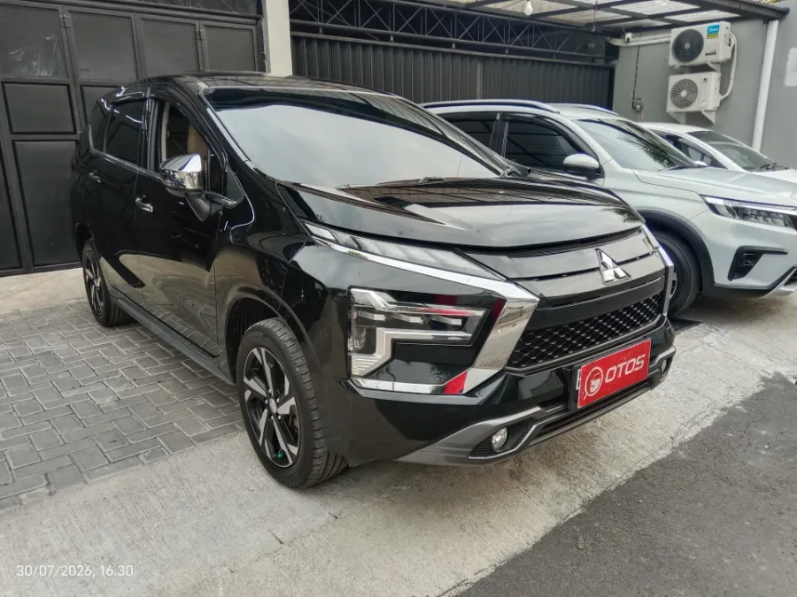 Foto Mobil Bekas Kanan Depan Mitsubishi Xpander 1.5 Ultimate tahun 2022
