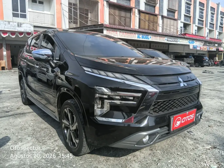 Foto Mobil Bekas Kanan Depan Mitsubishi Xpander 1.5 Ultimate tahun 2022