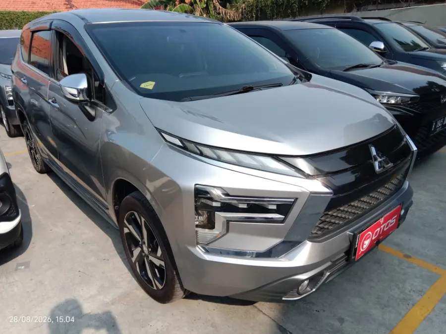 Foto Mobil Bekas Kanan Depan Mitsubishi Xpander 1.5 Ultimate tahun 2022