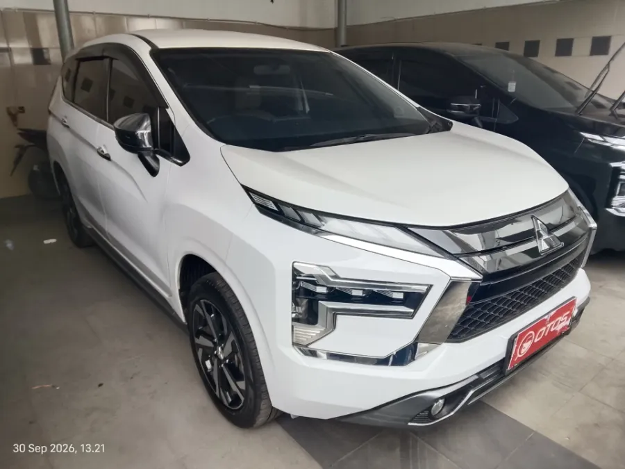 Foto Mobil Bekas Kanan Depan Mitsubishi Xpander 1.5 Ultimate tahun 2022