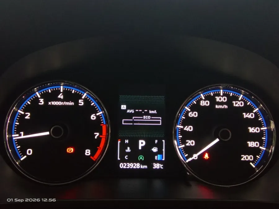Foto Mobil Bekas Odometer Mitsubishi Xpander 1.5 Ultimate tahun 2022