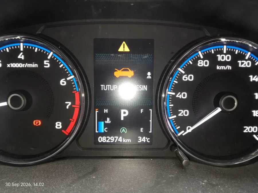 Foto Mobil Bekas Odometer Mitsubishi Xpander 1.5 Ultimate tahun 2022