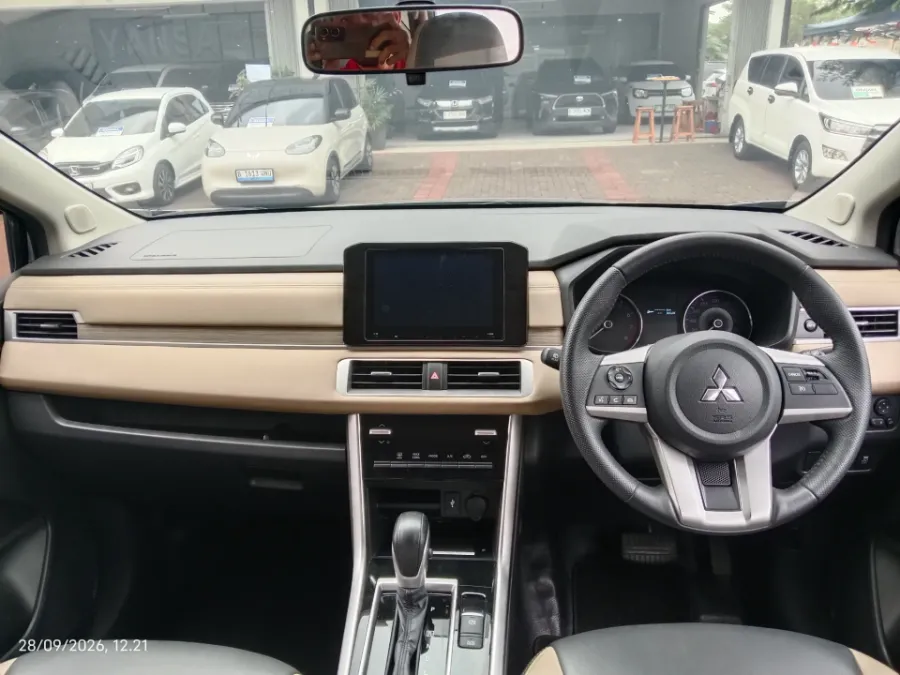Foto Mobil Bekas Dashboard Mitsubishi Xpander 1.5 Ultimate tahun 2023