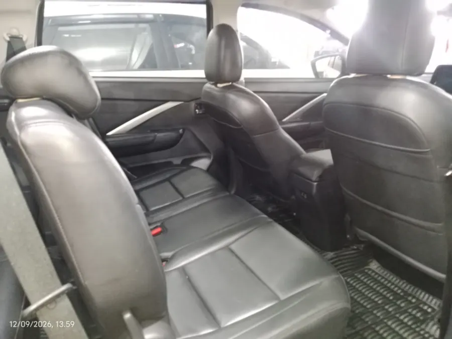 Foto Mobil Bekas Kabin Belakang Mitsubishi Xpander 1.5 Ultimate tahun 2023