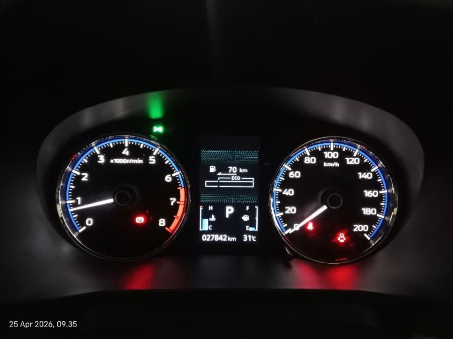 Foto Mobil Bekas Odometer Mitsubishi Xpander 1.5 Ultimate tahun 2023