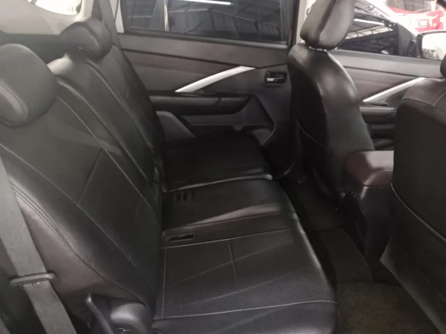 Foto Mobil Bekas Kabin Belakang Mitsubishi Xpander 1.5 Ultimate tahun 2024