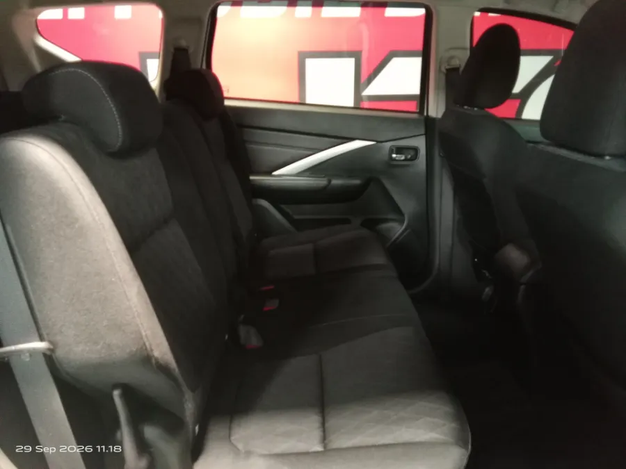 Foto Mobil Bekas Kabin Belakang Mitsubishi Xpander 1.5 Ultimate tahun 2024