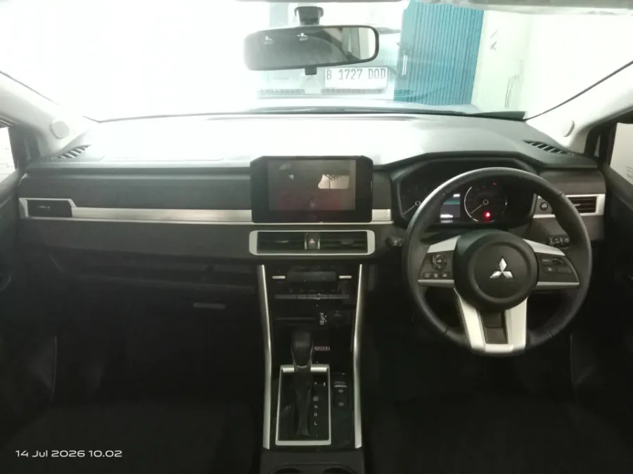 Foto Mobil Bekas Dashboard Mitsubishi Xpander 1.5 Ultimate tahun 2025