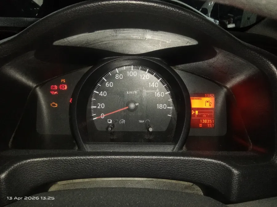 Foto Mobil Bekas Odometer Nissan Evalia 1.5 tahun 2014