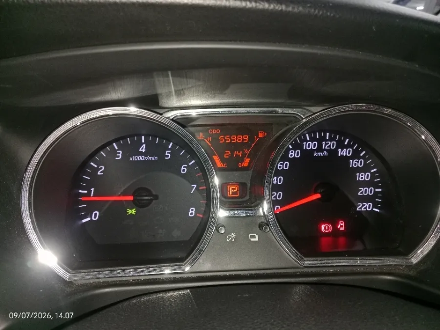 Foto Mobil Bekas Odometer Nissan Grand Livina 1.5 SV tahun 2016