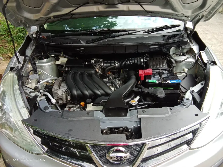 Foto Mobil Bekas Mesin Nissan Grand Livina 1.5 X-Gear tahun 2014