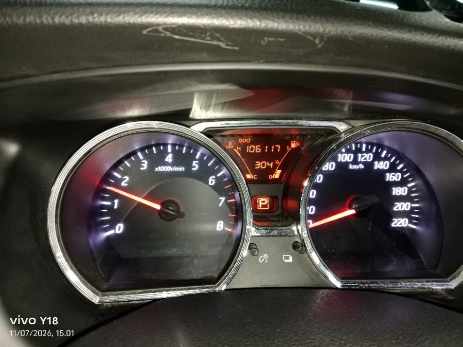 Foto Mobil Bekas Odometer Nissan Grand Livina 1.5 XV tahun 2018