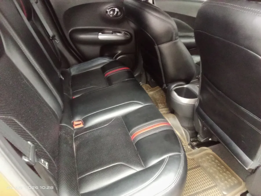 Foto Mobil Bekas Kabin Belakang Nissan Juke 1.5 tahun 2012