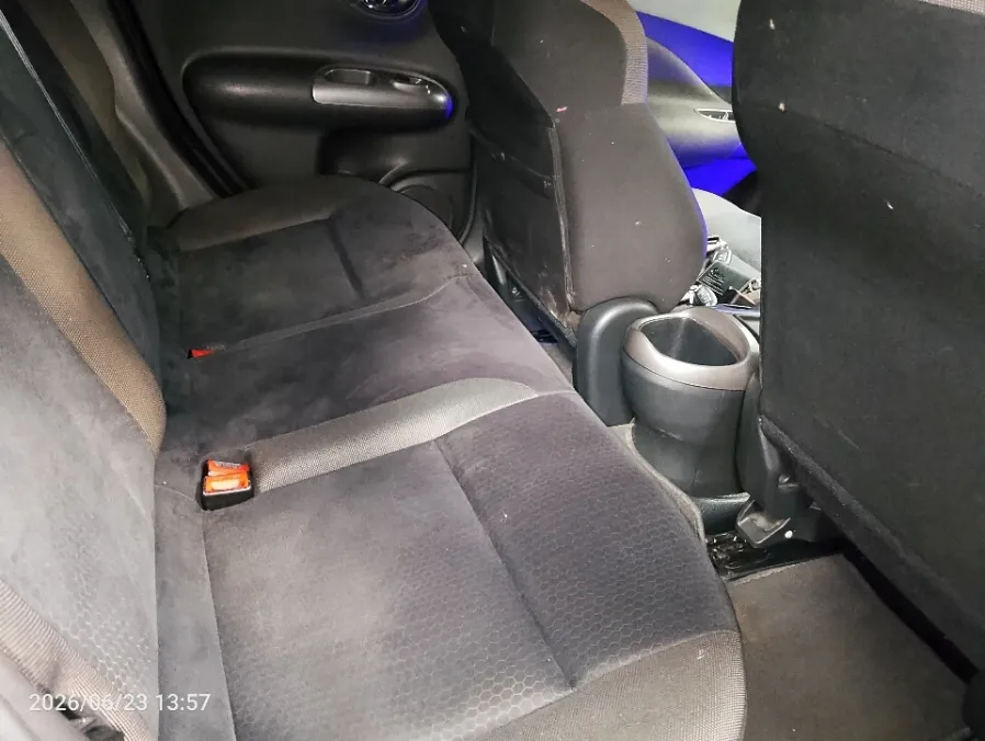 Foto Mobil Bekas Kabin Belakang Nissan Juke 1.5 tahun 2013