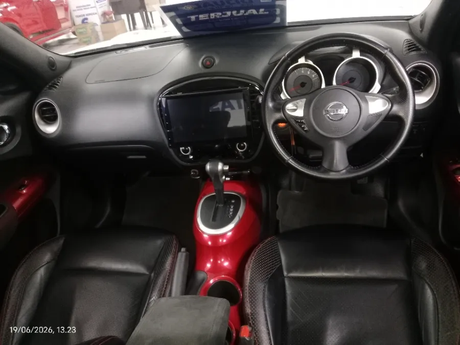 Foto Mobil Bekas Dashboard Nissan Juke 1.5 tahun 2014