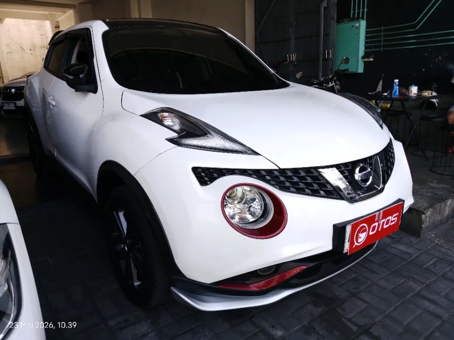 Foto Mobil Bekas Kanan Depan Nissan Juke 1.5 tahun 2017