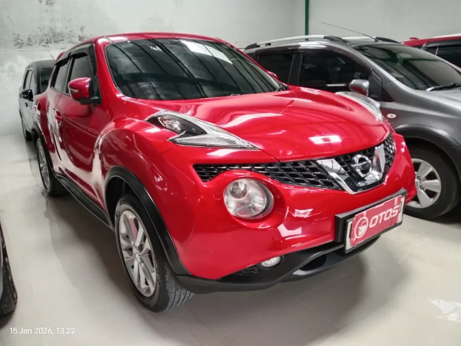 Foto Mobil Bekas Kanan Depan Nissan Juke 1.5 tahun 2018
