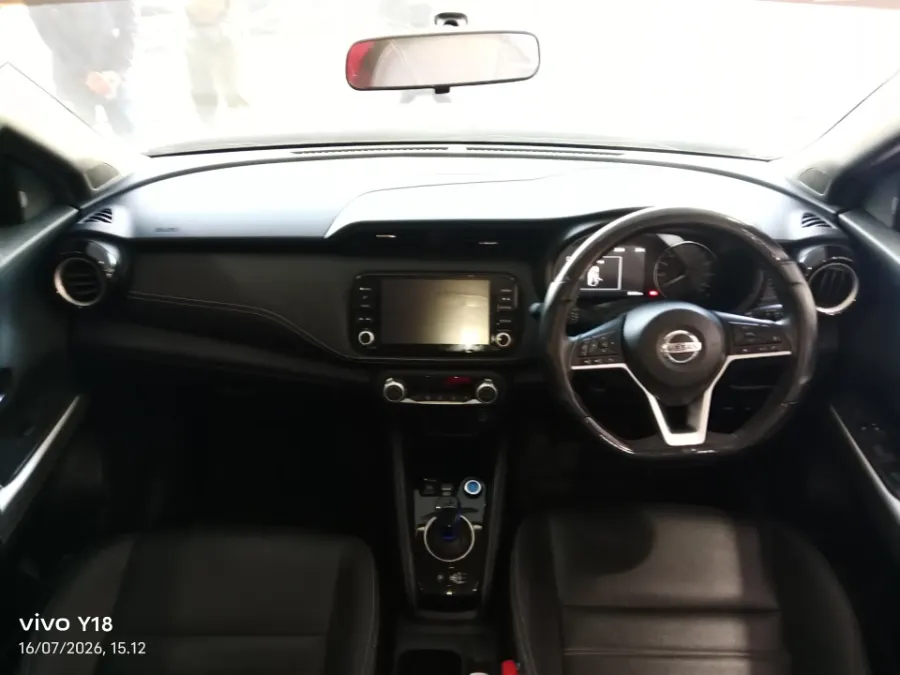 Foto Mobil Bekas Dashboard Nissan Kicks 1.2 VL e-Power tahun 2020