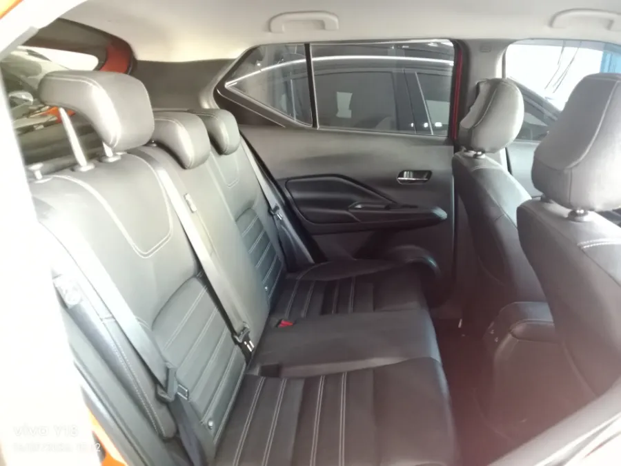 Foto Mobil Bekas Kabin Belakang Nissan Kicks 1.2 VL e-Power tahun 2020