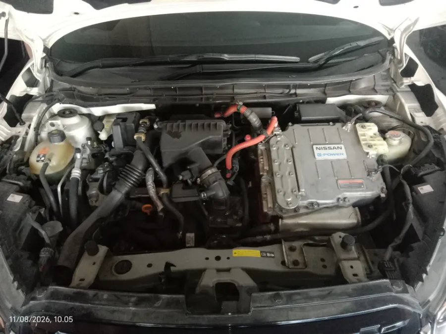 Foto Mobil Bekas Mesin Nissan Kicks 1.2 VL e-Power tahun 2021