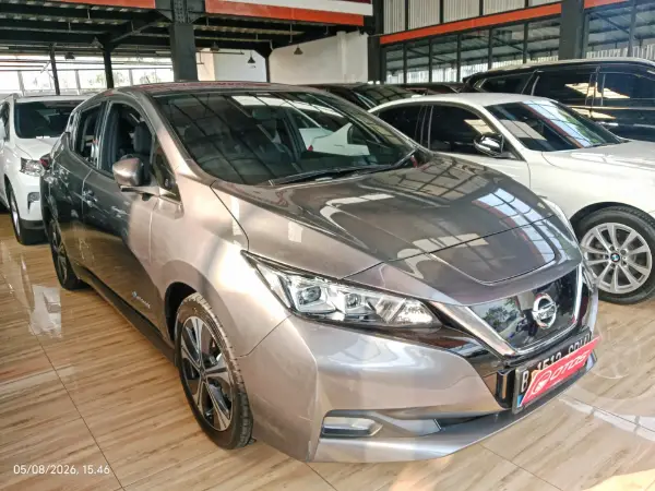 2021 Nissan Leaf One Tone EV