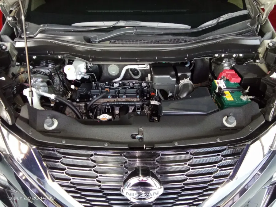 Foto Mobil Bekas Mesin Nissan Livina 1.5 VE tahun 2019