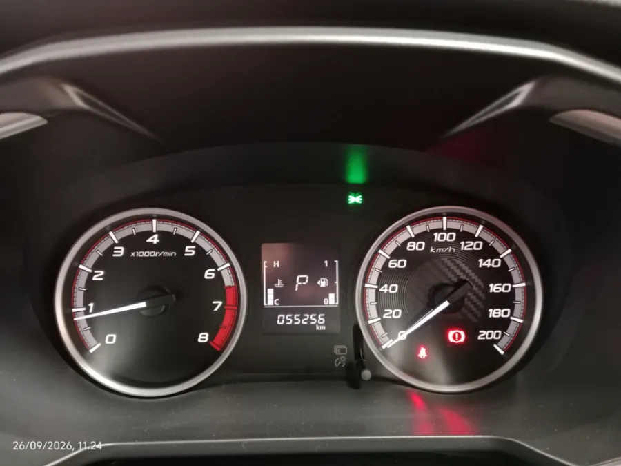 Foto Mobil Bekas Odometer Nissan Livina 1.5 VE tahun 2019