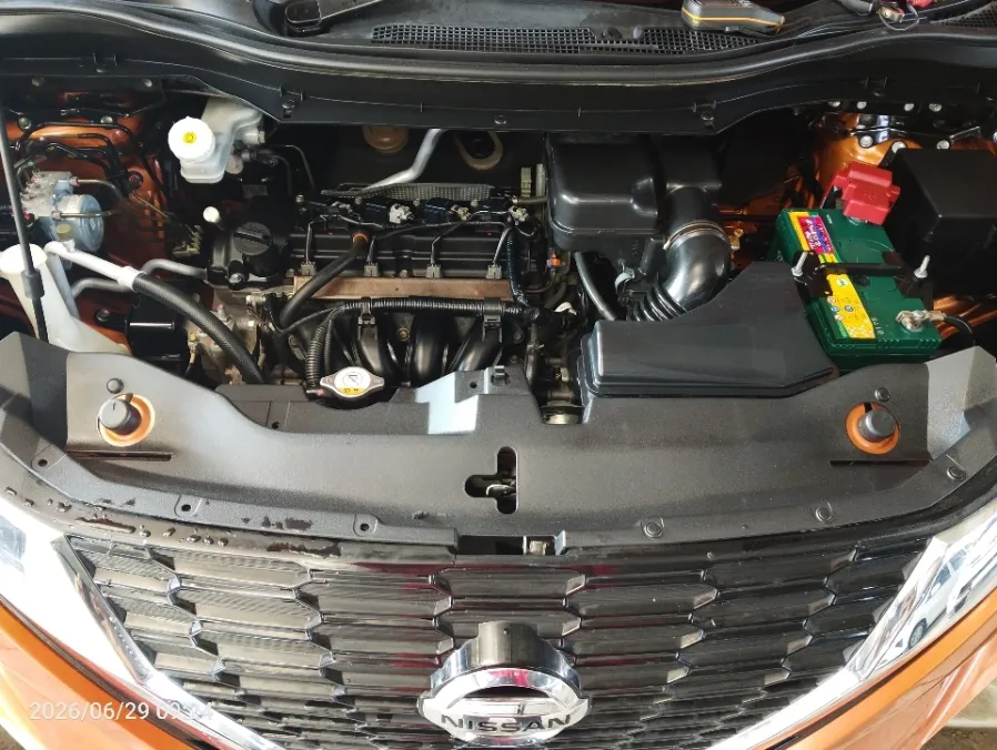 Foto Mobil Bekas Mesin Nissan Livina 1.5 VL tahun 2019