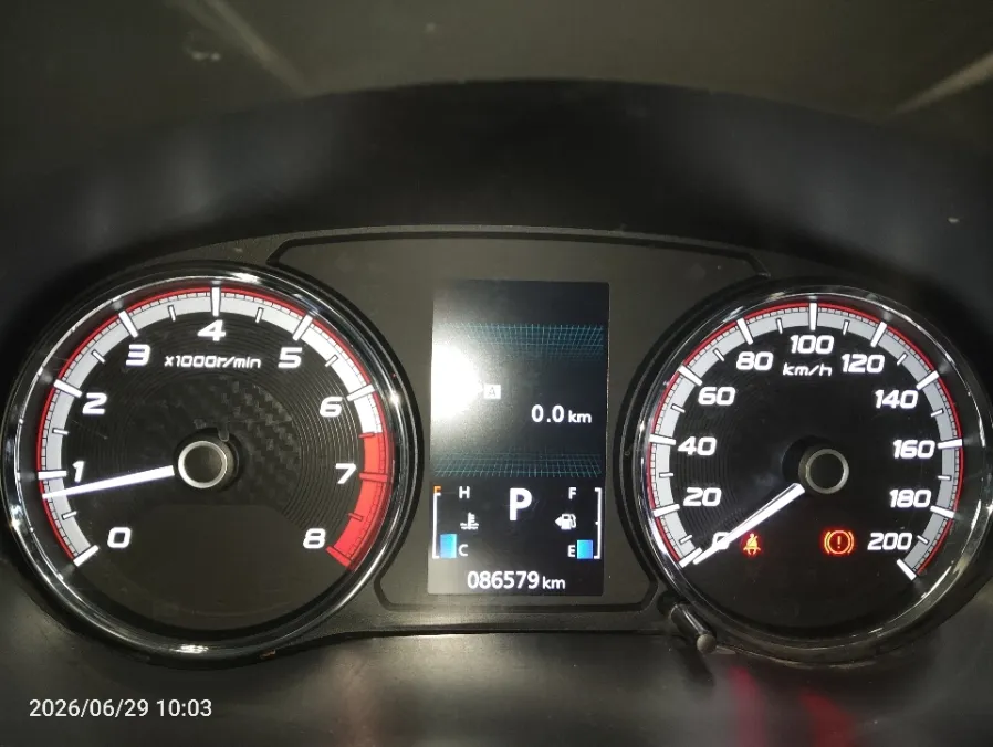 Foto Mobil Bekas Odometer Nissan Livina 1.5 VL tahun 2019