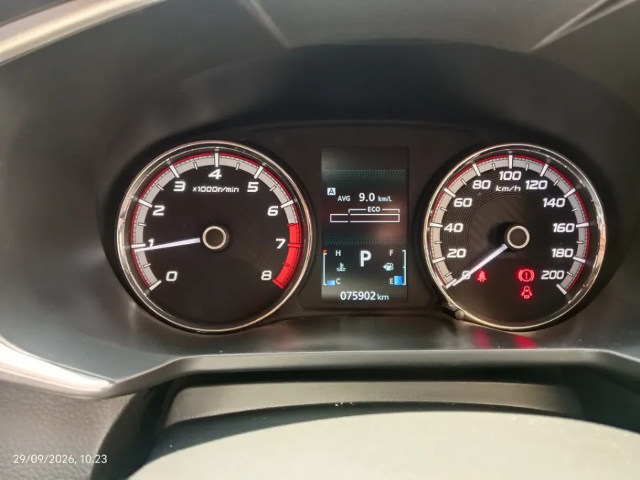 Foto Mobil Bekas Odometer Nissan Livina 1.5 VL tahun 2019